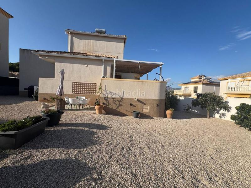 Foto fc408347-0d2e-4af7-815d-1a829cb315d0. Xalet amb aparcament a Castalla