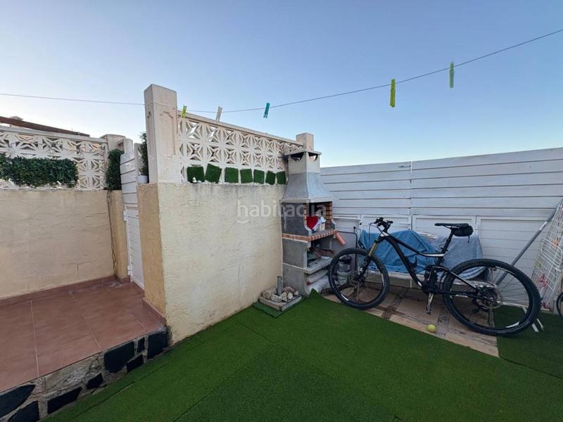 Foto 4fa8b873-4f49-4a61-aa96-c0a26a790488. Maison jumelée avec chauffage parking dans Monforte del Cid