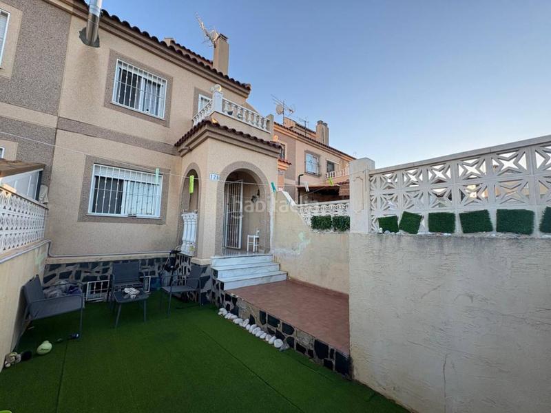 Foto 5aeab84c-826c-4e2d-b0a2-c5357f60b95b. Maison jumelée avec chauffage parking dans Monforte del Cid