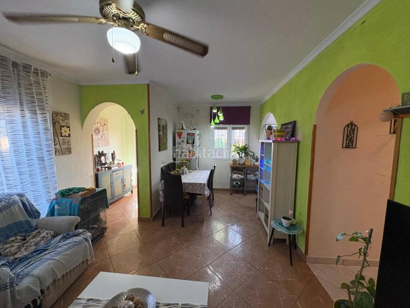 Foto 42c18cfb-6f3b-48d3-a97d-34d765e5740d. Casa con parcheggio piscina in Zona Carrefour - Urbanizaciones Torrevieja