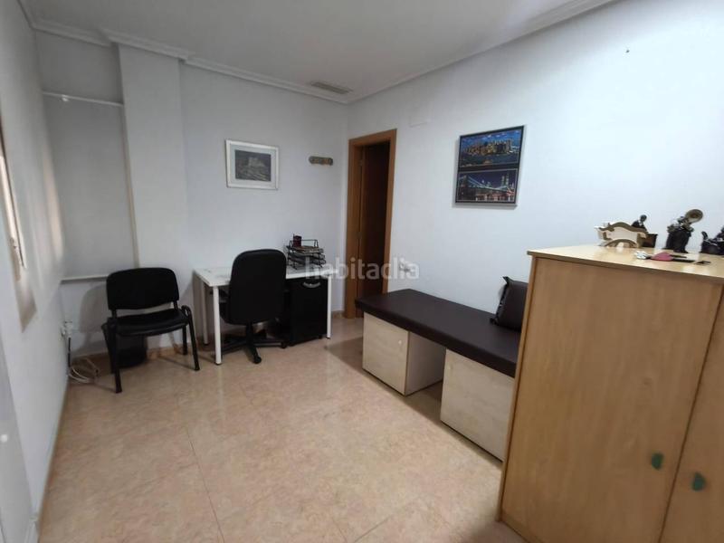 Foto 21a7b2ab-bead-4758-8f21-7cfe045d9702. Appartement avec parking dans Torrellano Elche / Elx