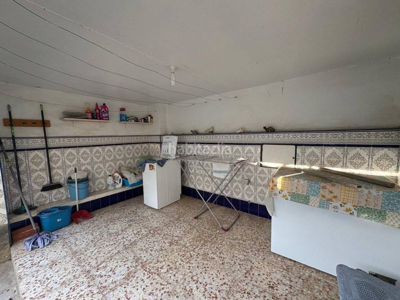 Foto 7c979c54-6a92-4cea-b5d3-9c999021f5cd. Xalet amb aparcament piscina a Busot
