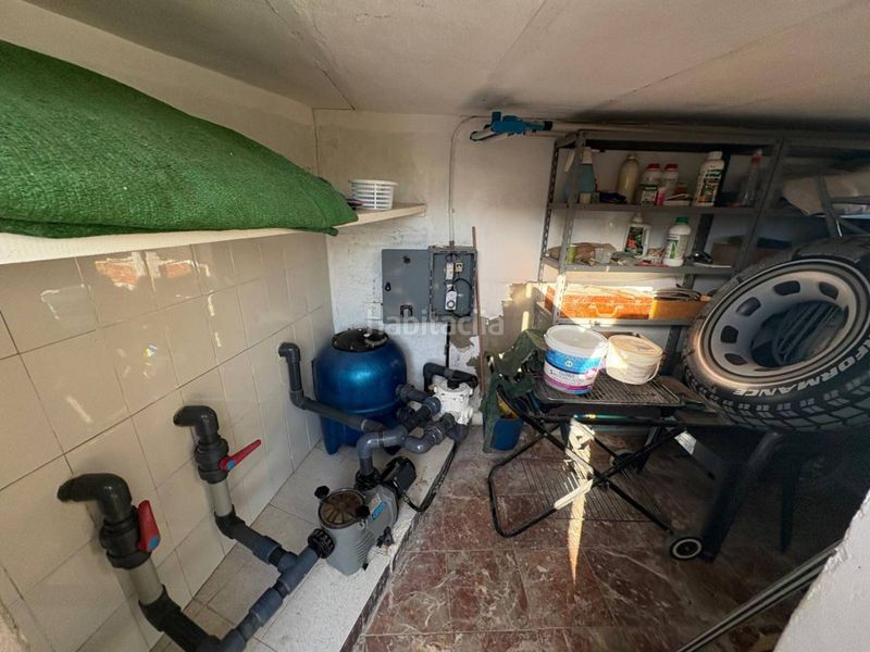 Foto bf696531-f4aa-4a9a-a87d-c72314b59465. Xalet amb aparcament piscina a Busot
