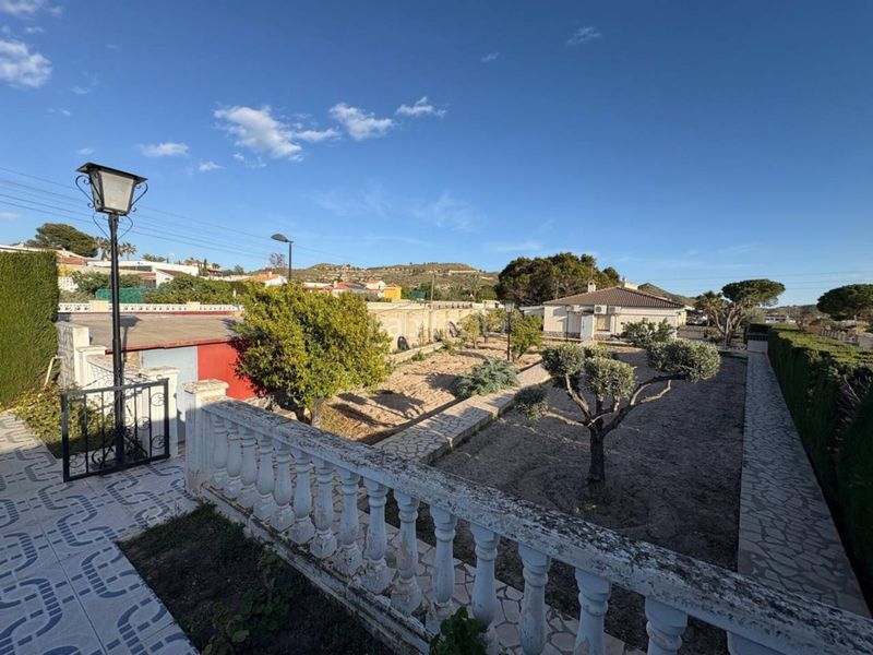 Foto c31f6385-597e-43ed-bd6d-311a790d92dd. Xalet amb aparcament piscina a Busot