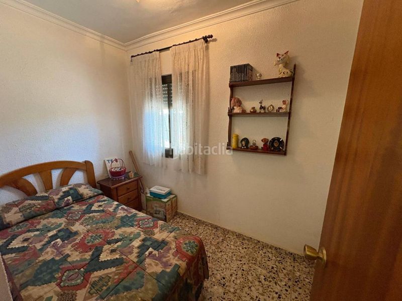 Foto ef8ee1e7-96ac-44fd-b800-949e22161e5b. Xalet amb aparcament piscina a Busot