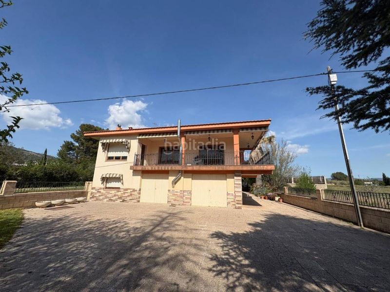 Foto db91aeef-0917-4977-b5a3-405455e89a85. Masia amb calefacció aparcament a Onil