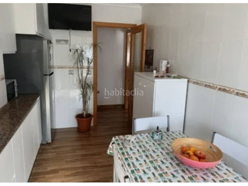 Foto b0abbf8b-5e09-42ac-bac7-1cd82f459639. Pis a Onil