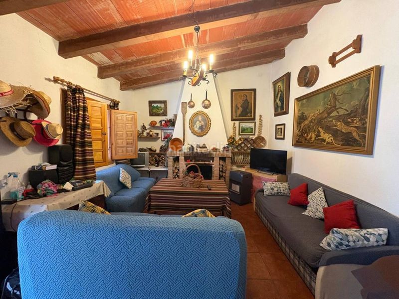 Foto 77fa7baa-493a-458f-8095-0aa7e5894994. Casa amb calefacció a Tibi