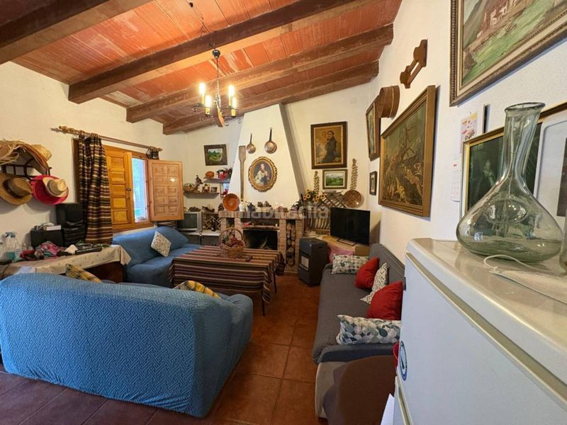 Foto 9c85f87b-7089-45dd-be06-f4c43e656447. Casa amb calefacció a Tibi