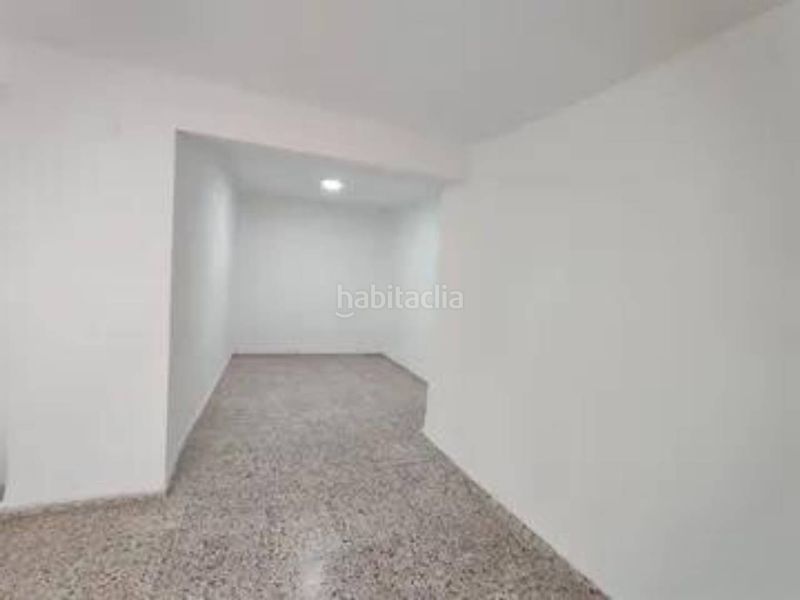 Foto 4bd40a71-27ed-46bb-a0e5-e01fd44ade6f. Casa adossada a Ibi