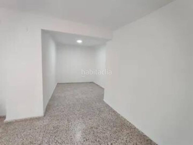 Foto 7158e229-a578-43d0-83fd-ba8ad64e6324. Casa adossada a Ibi