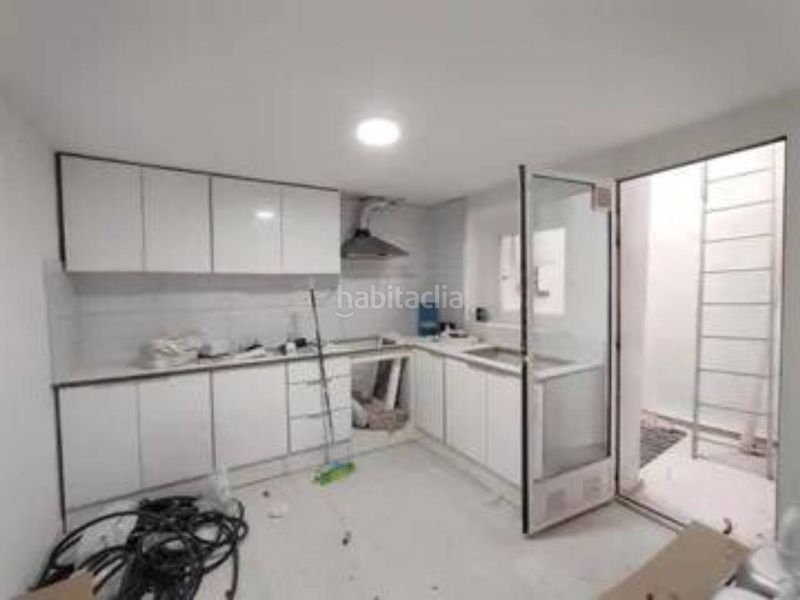 Foto bf65ff60-c573-4cc2-8dfa-eb5a93958ca9. Casa adossada a Ibi