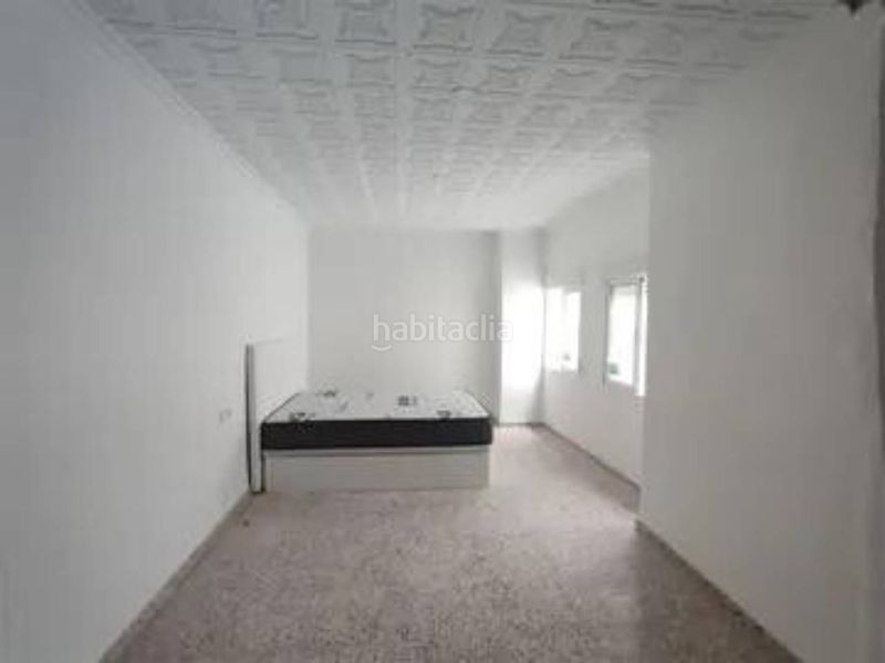 Foto ccdb09f5-e5d7-4b3c-87ab-d75264b57169. Casa adossada a Ibi