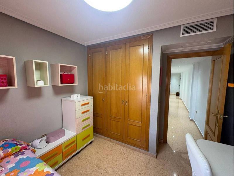 Foto 4c3e3424-88f9-4a69-b982-b81182f6335a. Pis amb calefacció aparcament a Florida Baja Alicante