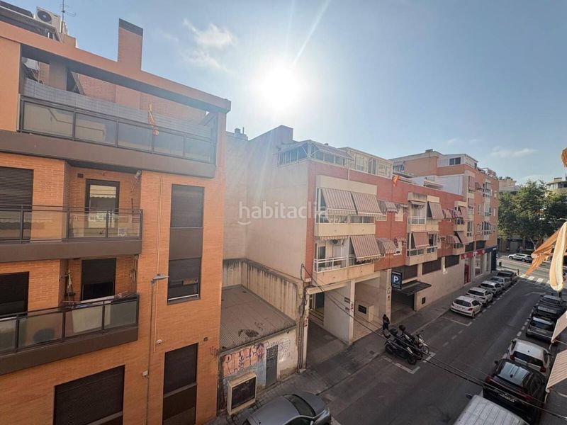 Foto df3ff0ea-3227-4b87-800e-ce7cf908bc7f. Pis amb calefacció aparcament a Florida Baja Alicante
