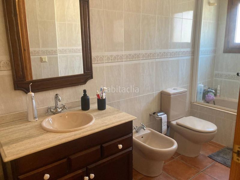 Foto 4e2a991d-ef6c-41e3-82ef-e50a97929dd5. Casa adossada amb calefacció a Onil