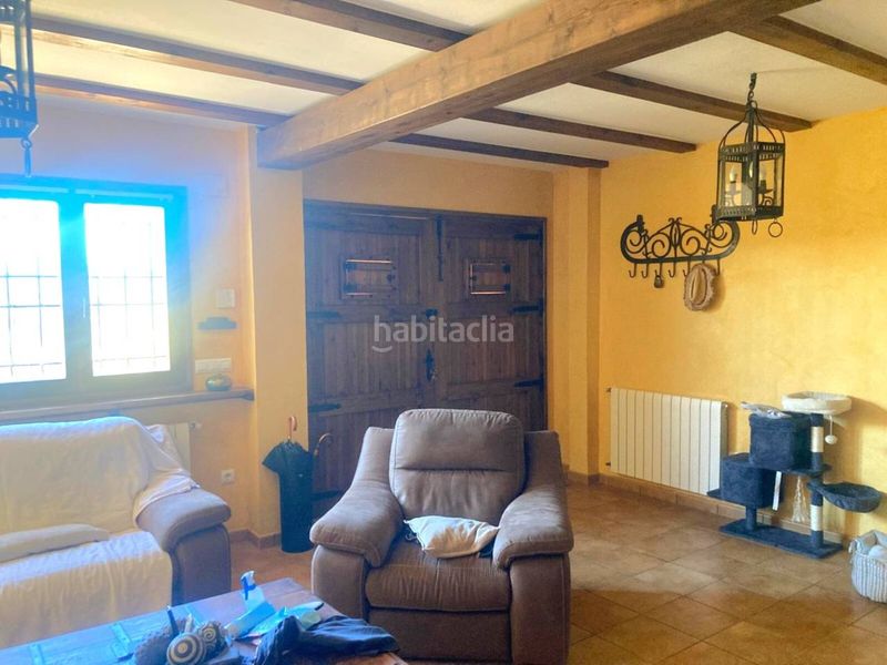 Foto cd0fe6aa-f5a4-466b-9a0f-5130b541083b. Casa adossada amb calefacció a Onil