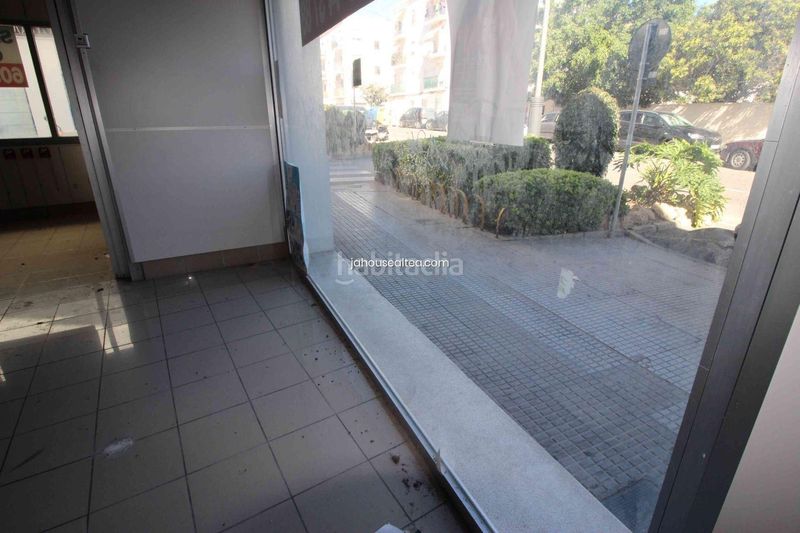 Foto 5bb3cd99-3dfd-4762-9196-ec1ec57d1d95. Local comercial a Altea ciudad Altea