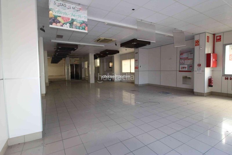 Foto c5fa2798-6ffc-4cef-92e8-2ce2bb9211d7. Local comercial a Altea ciudad Altea