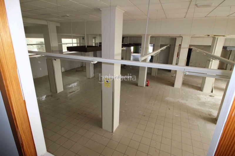 Foto fef9c742-583e-46e7-8edd-8e676d777885. Local comercial a Altea ciudad Altea