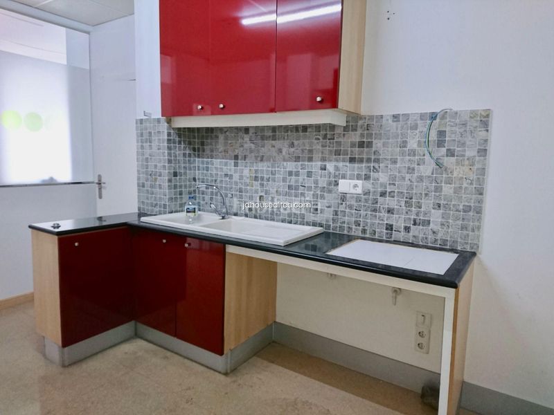 Foto 01c887be-23e5-4cbe-b0b0-3ea9c5a909f5. Local comercial a Altea ciudad Altea