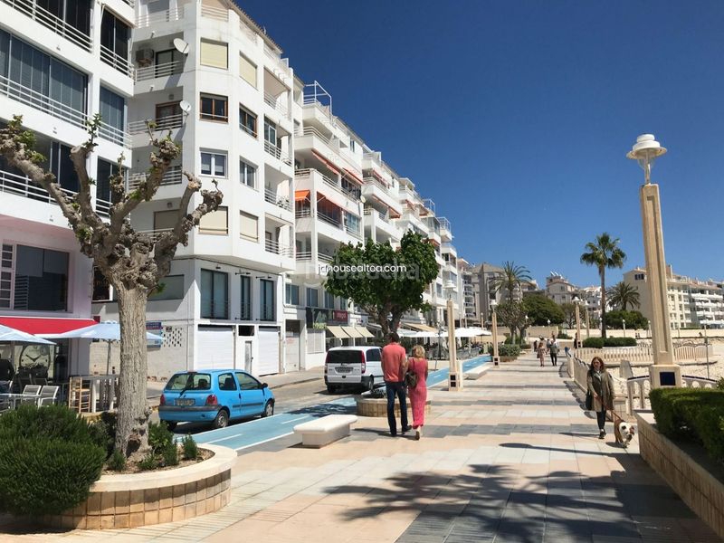 Foto d5a81001-ed96-4456-86a9-b54cc9eb2c51. Local comercial a Altea ciudad Altea