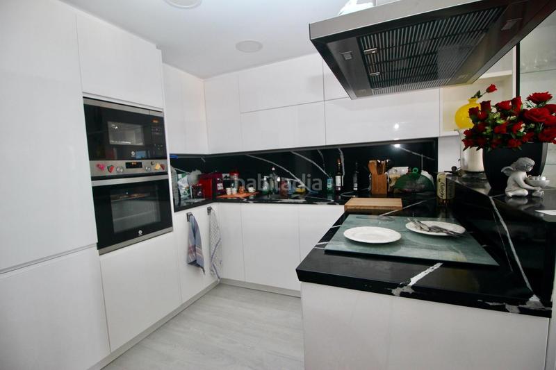 Foto d8790e74-b174-4d66-aa27-2f8741d539a2. Apartamento  de lujo en 1a línea en Altea ciudad Altea