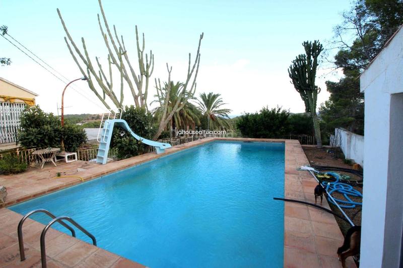 Foto df853c49-2d0e-4aeb-a94c-b4e125b2c013. Finca rústica a Altea la vella Altea