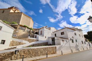 Masia a Altea Ciudad. Edificio de dos viviendas con vistas y excelente visibilidad com