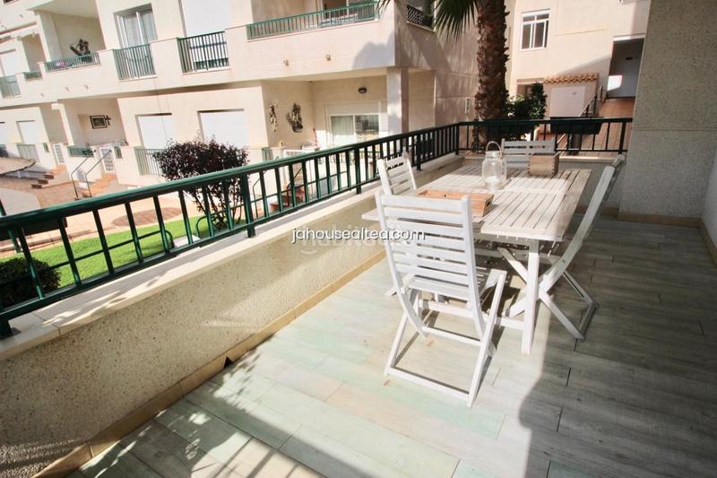 Foto 443e3628-8505-4571-b278-240a2cb87d92. Apartament amb calefacció piscina a L´Olla Altea