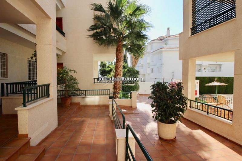 Foto 6ffba279-3632-41f5-8b44-a2f924474725. Apartament amb calefacció piscina a L´Olla Altea