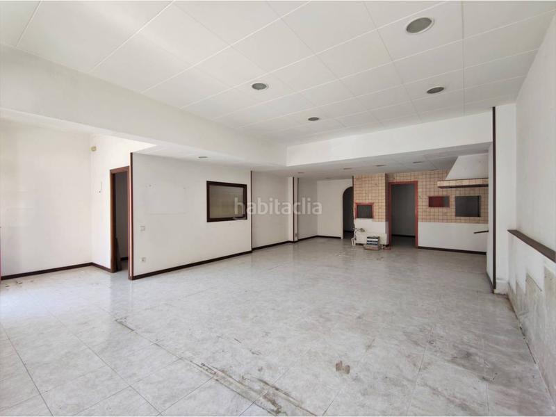 Foto f67d2550-448a-4f12-aaea-17ef1136b879. Local comercial local en venta en centrepasseig i rodalies en Manresa