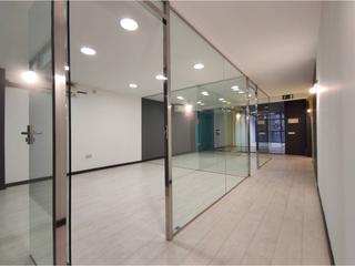 Location Bureau  Cardenal lluch. Oficina en alquiler en centrepasseig i rodalies