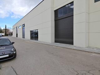 Rent Industrial building  Josep genoves. Nave comercial en alquiler en sant salvador de guardiola