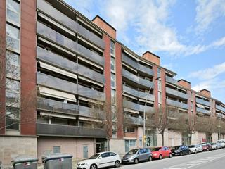 Pis  Francesc moragas. Pis en venda a valldaura08241.