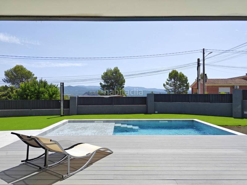 Foto 368e4336-943d-4fd4-877d-523b2f64d0ef. Chalet  en venta en Castellgalí