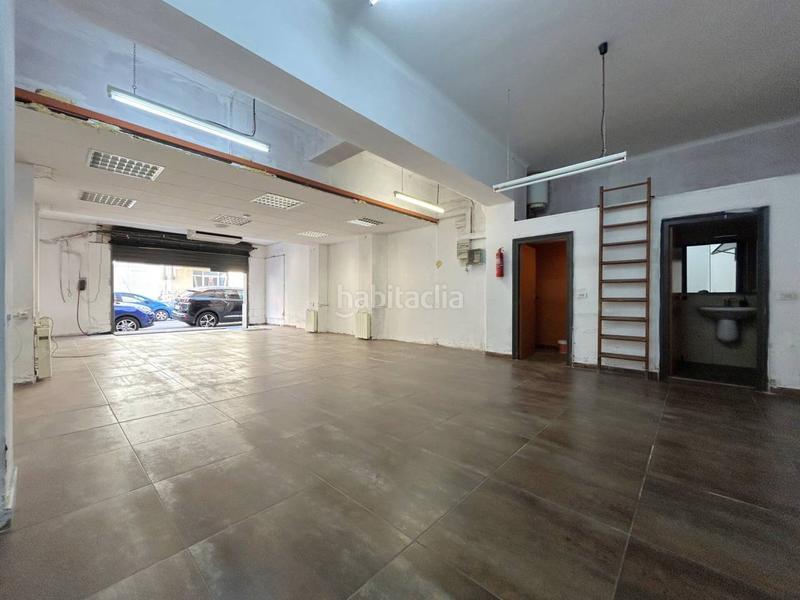 Foto a7ffd6f1-ddc8-40ba-902f-6fb90d11e6b0. Locale commerciale in Poble Nou Manresa