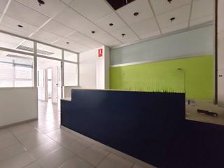 Location Bureau  Pompeu fabra. Oficina en alquiler en manresa, edificio cataluña.