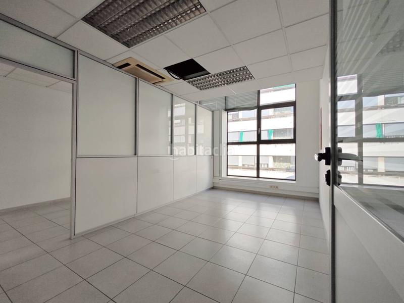 Foto 01dcfb25-120a-4bb1-a667-317daf27726e. Rent office space with heating in Centre - Passeig i Rodalies Manresa