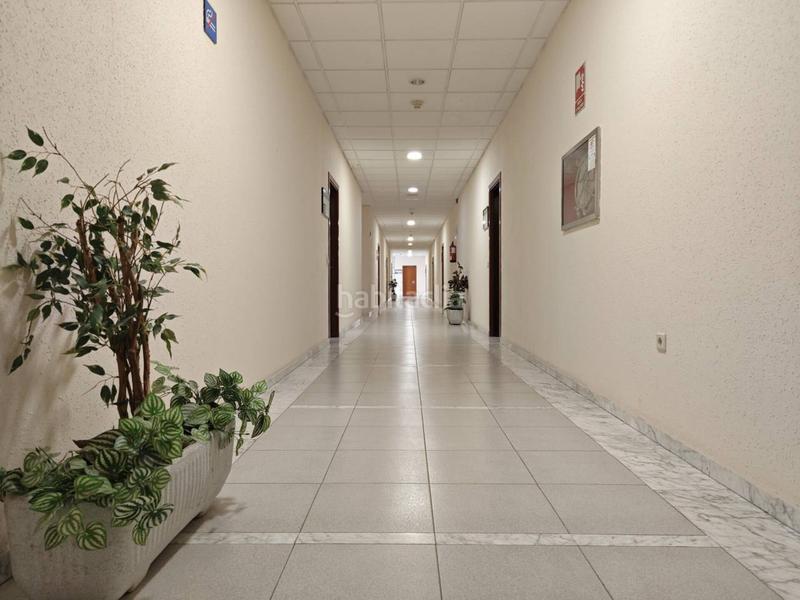 Foto 37999eee-afaa-4f54-80f0-d97fbc5a4030. Rent office space with heating in Centre - Passeig i Rodalies Manresa