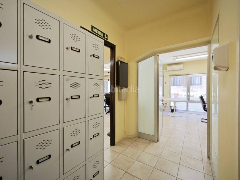 Foto 7a68ccfb-5a6b-44c0-958f-0b038b26d04b. Bureau avec chauffage dans Plaça Catalunya Manresa