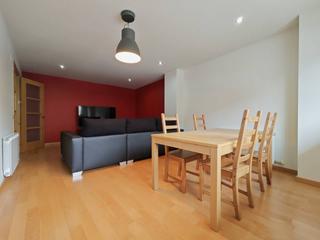 Pis  Francesc moragas. Pis en venda a valldaura08241.