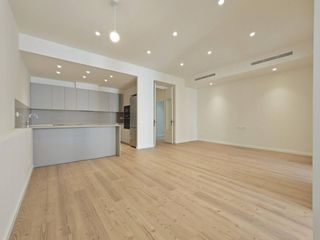 Rent Flat  Calle barcelona. Exclusivo piso señorial reformado con terraza y aparcamiento en