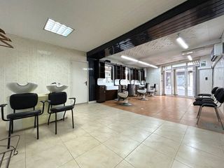 Locale commerciale  Calle bruc. Local en venta en valldaura 08241