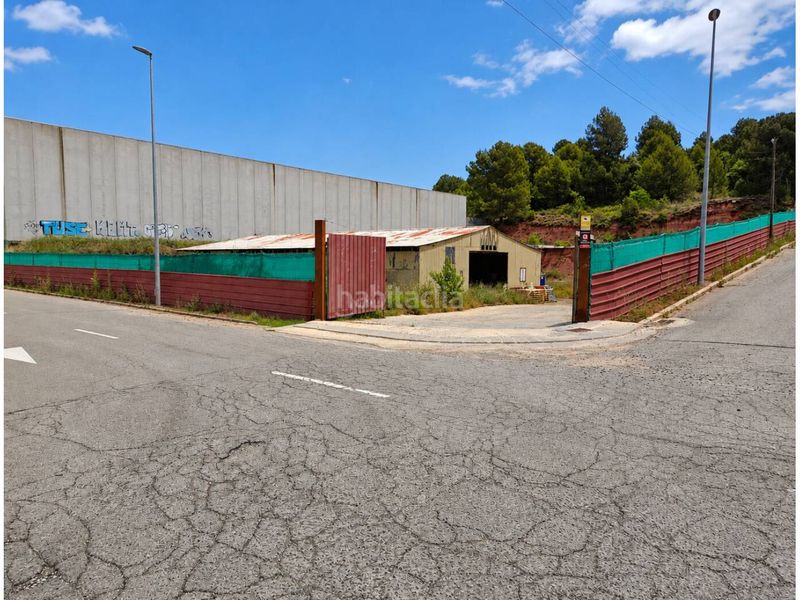 Foto d10c0d8e-5899-4834-a650-e19d8f8758a4. Area edificabile industriale in Artés