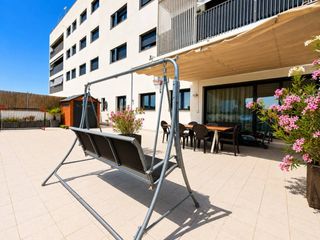 Etagenwohnung  Calle sallent. Fantástico piso con gran terraza privativa en la calle sallent d