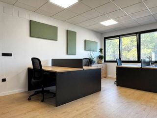 Miete Büro  Calle vinya. Despatx en alquiler en salelles