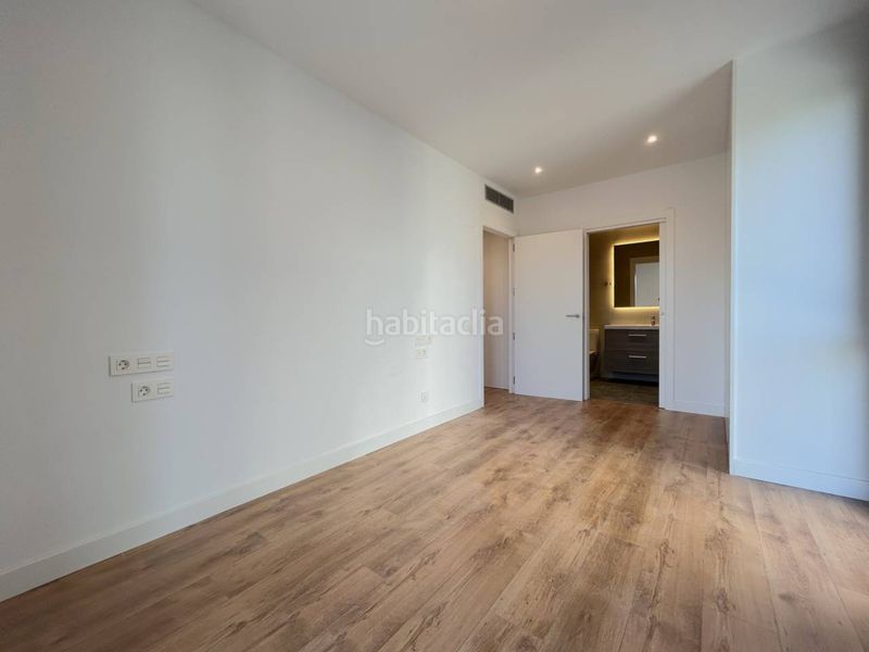 Foto b011edf8-4b9a-47ac-ac76-4b7e0248b7d5. Miete etagenwohnung mit heizung parking pool in bases de Manresa - carretera de santpedor Manresa