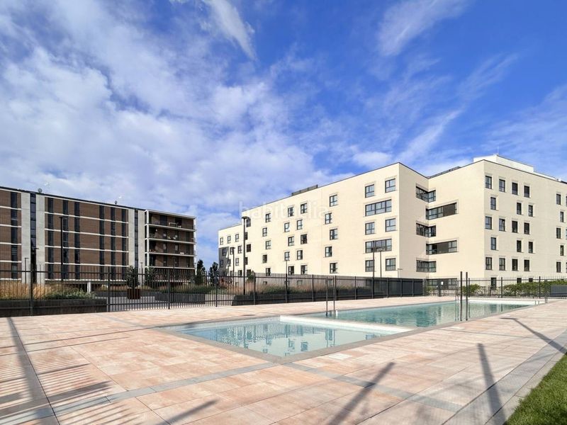 Foto f4fb3909-cd7c-45b2-9b24-8331539a3f77. Miete etagenwohnung mit heizung parking pool in bases de Manresa - carretera de santpedor Manresa