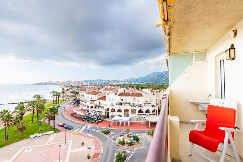 Foto d560f067-f4bd-41df-8a07-0fa0847a99ea. Piso impresionantes vistas en primera linea de playa en Oropesa del Mar
